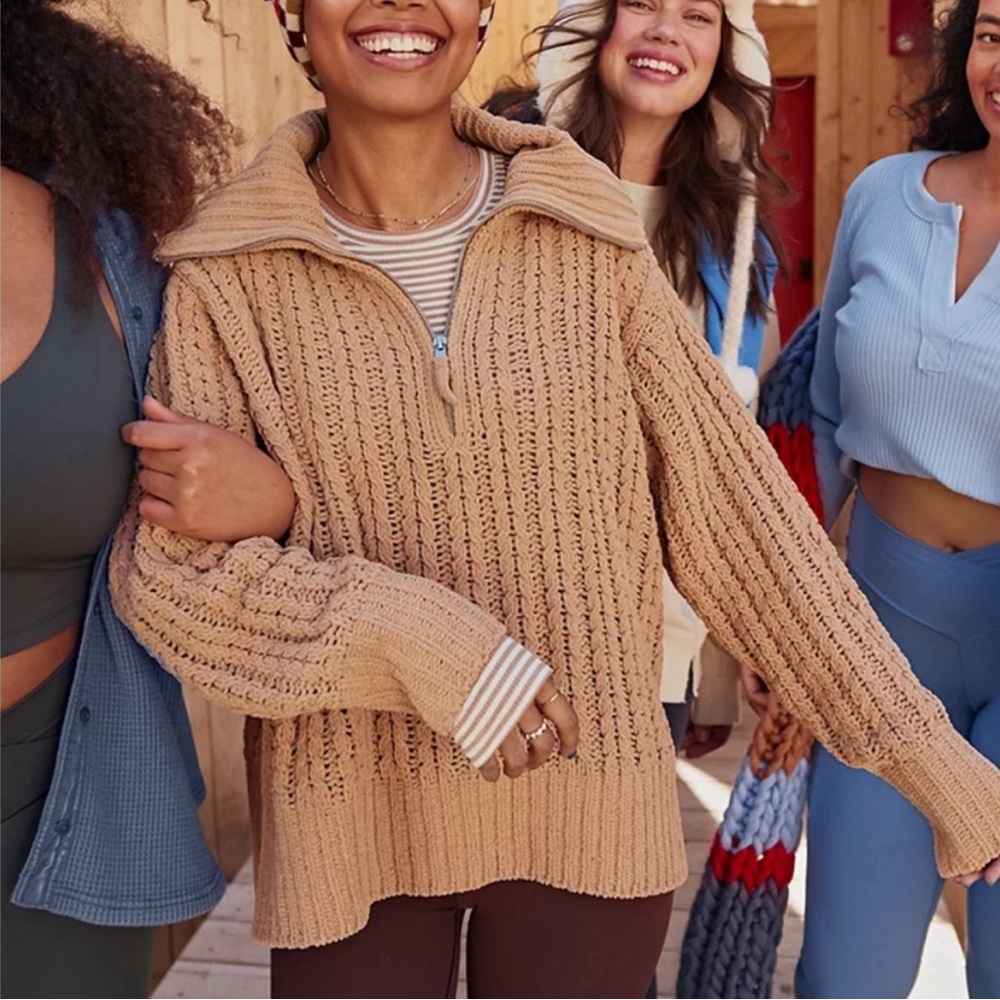 NWT Aerie Cable Knit Quarter Zip Pullover Sweater